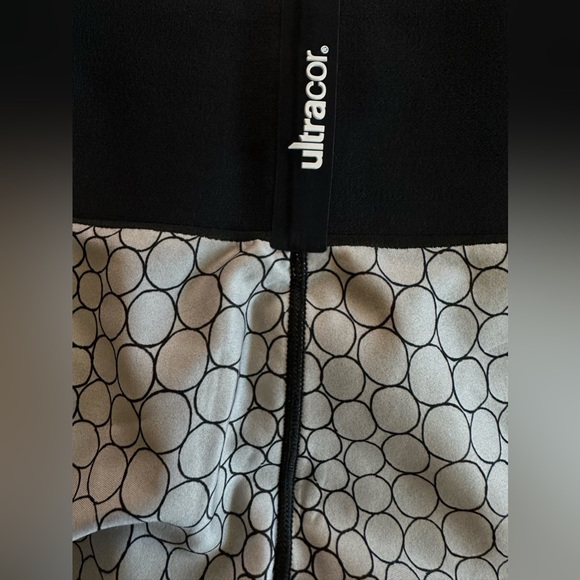 NWOT.  Christian Lacroix X- Ultracor Leggings Size Small - Picture 11 of 13